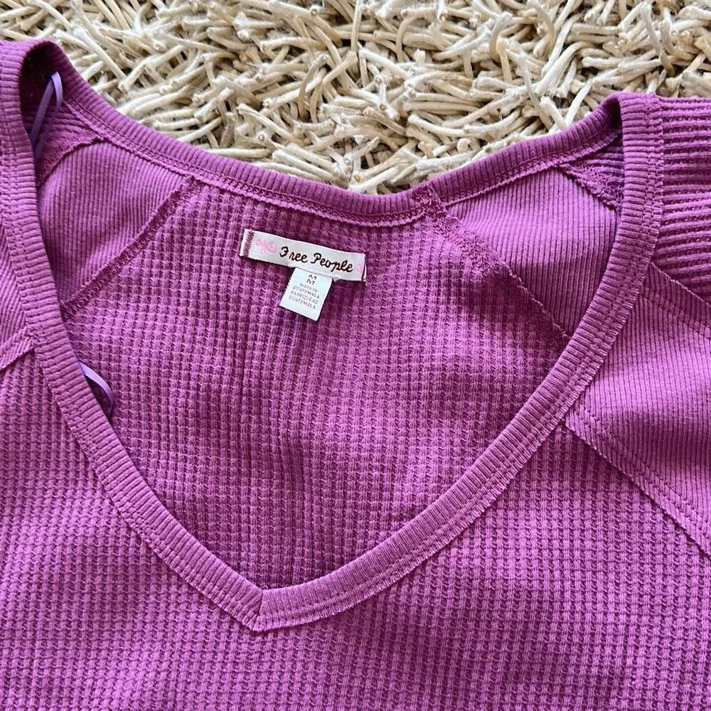 Free People Santa Clara Thermal Mulberry Size M Oversized - Picture 7 of 8